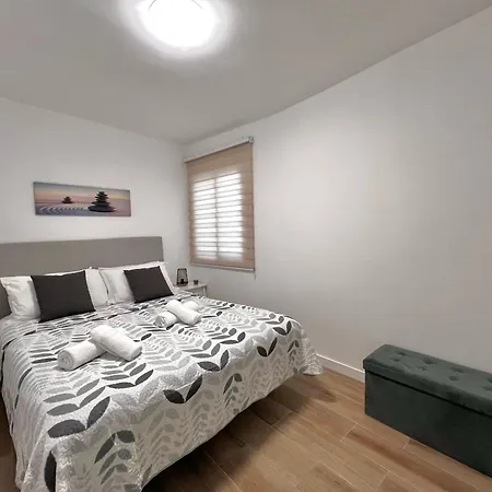 As De Casas - Cristianos - Gloria 5 Whith Balcony